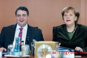 
Bundeskanzlerin Angela Merkel und Wirtschaftsminister Sigmar Gabriel während der Kabinettsitzung
