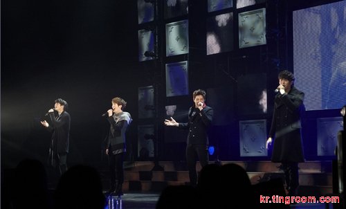 2AM首次在日本举行巡回演唱会，四场巡演全场门票售馨