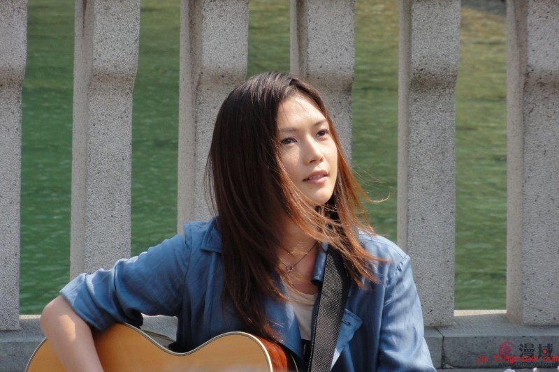 yui_日本演员简介_走进日本_日语学习网